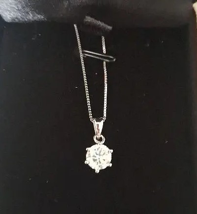 Necklaces, قلادة