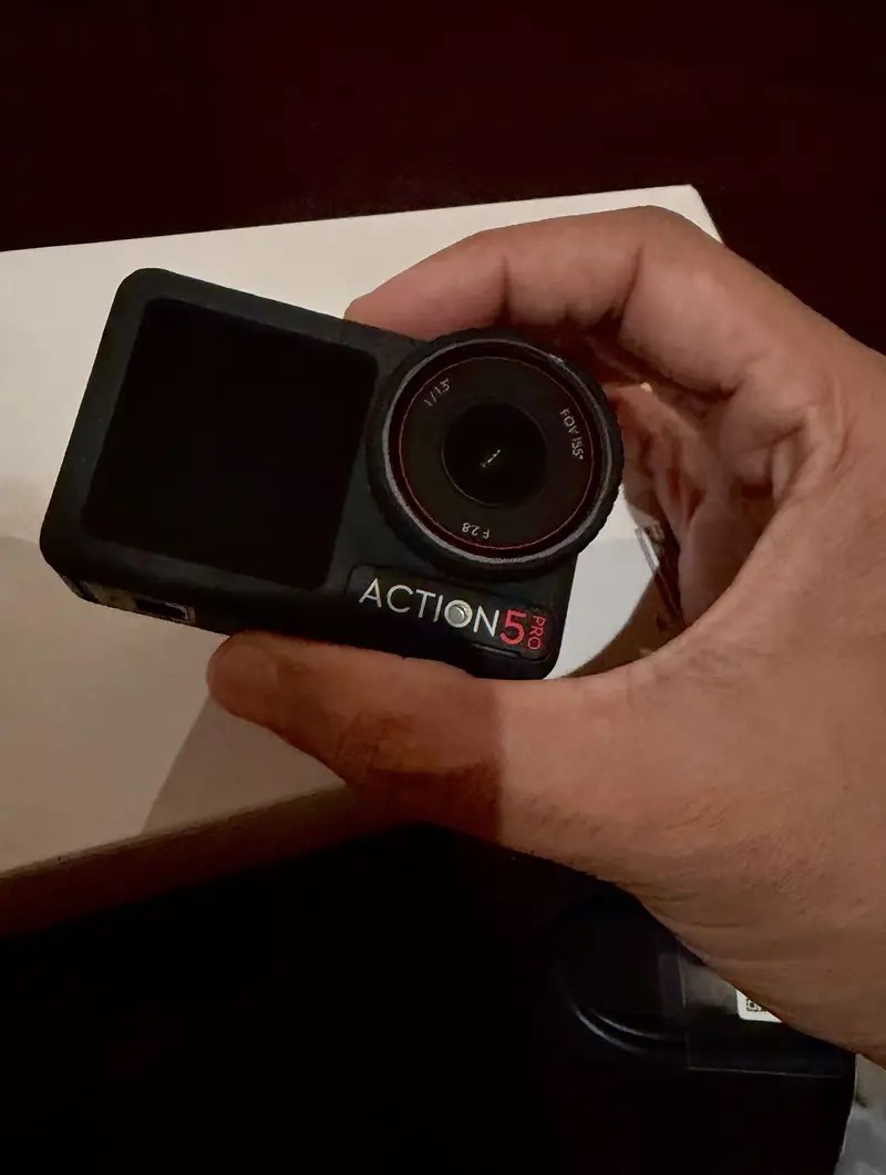 Dji Osmo Action 5 Pro - Adventure Combo