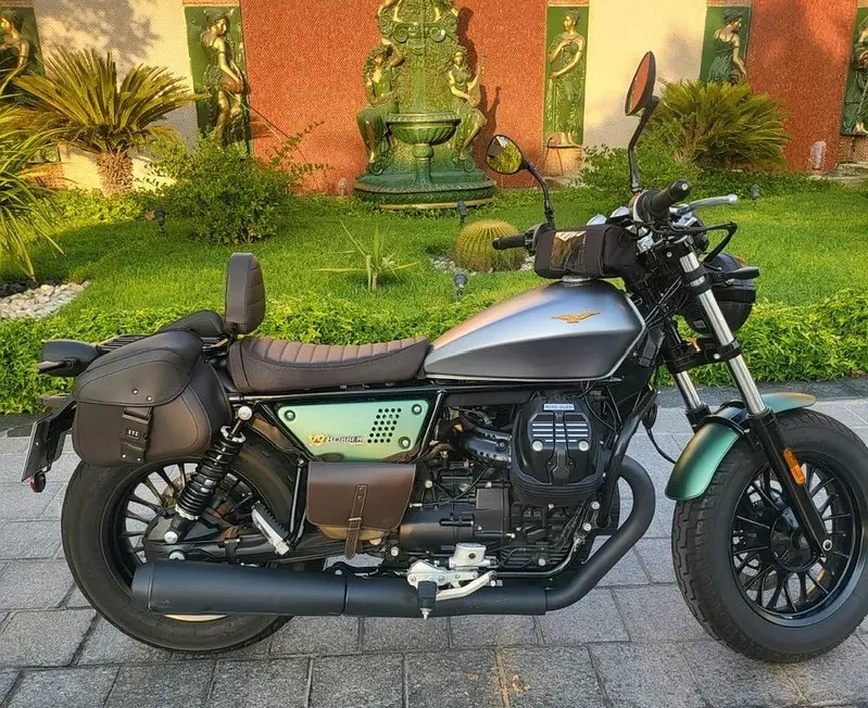 Moto Guzzi V9 Bobber Centenario 2021 | Rare 100th Anniversary Edition